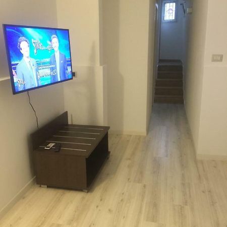 Stairway To Heaven Apartment Bari Bagian luar foto
